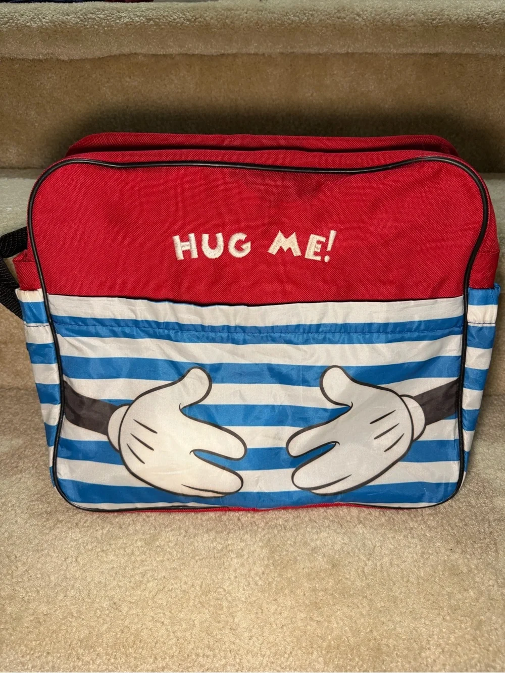 Mickey Mouse Disney Hug Me Hands Bag Crossbody Shoulder Travel Red Light Weight